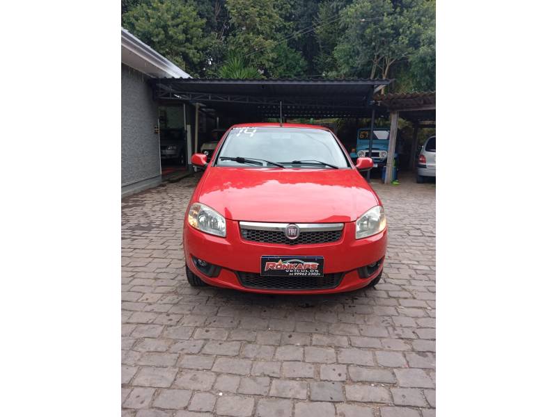 FIAT - SIENA - 2014/2014 - Vermelha - R$ 37.900,00