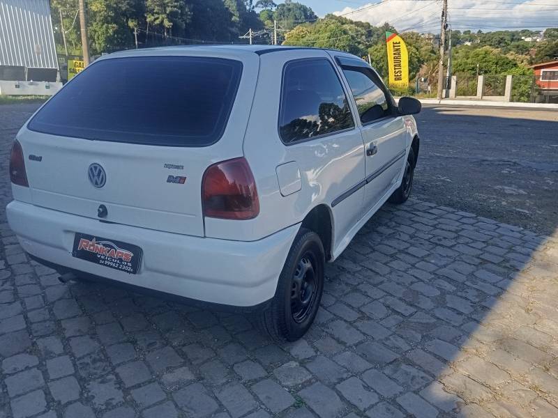 VOLKSWAGEN - GOL - 2004/2004 - Branca - R$ 11.900,00