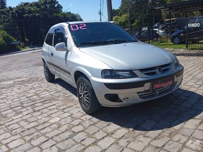 CHEVROLET - CELTA - 2002/2002 - Prata - R$ 17.900,00