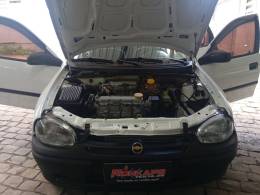 CHEVROLET - CORSA - 1996/1996 - Branca - R$ 18.900,00