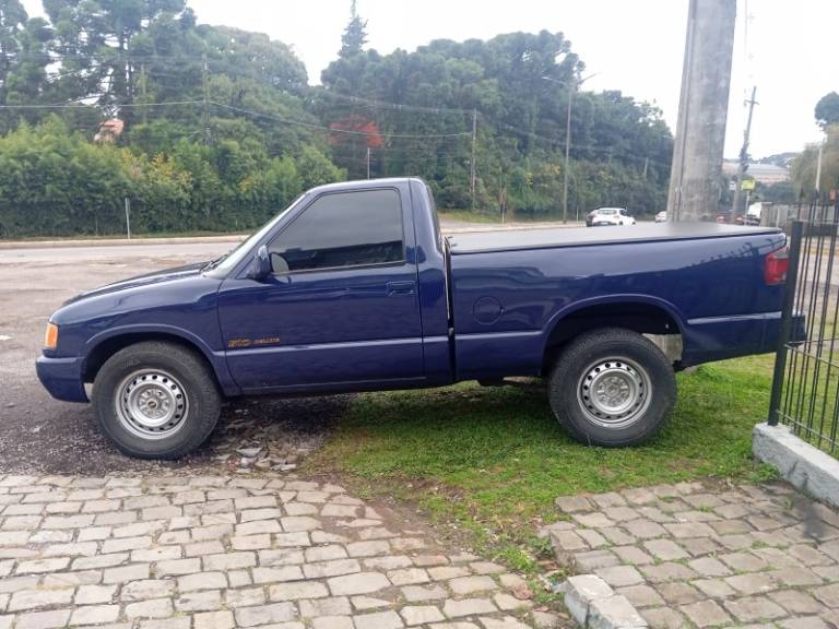 CHEVROLET - S10 - 1996/1996 - Vermelha - R$ 33.900,00