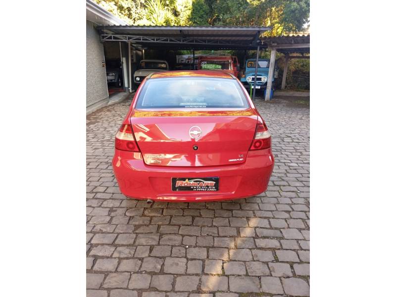 CHEVROLET - PRISMA - 2010/2010 - Vermelha - R$ 29.900,00