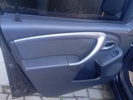 RENAULT - SANDERO - 2012/2012 - Preta - R$ 34.900,00