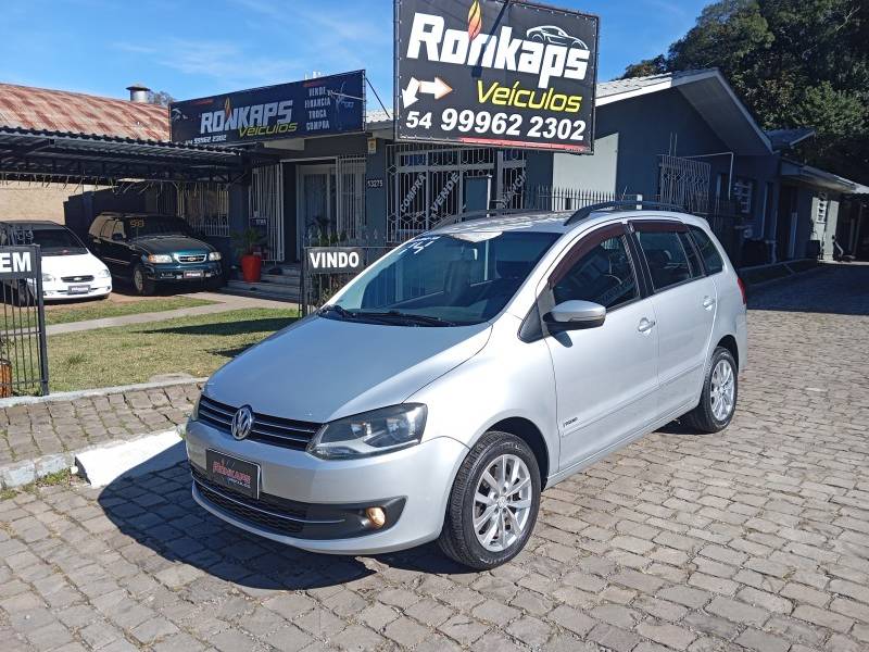 VOLKSWAGEN - SPACEFOX - 2014/2014 - Prata - R$ 46.900,00