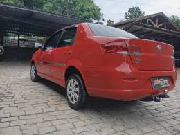 FIAT - SIENA - 2014/2014 - Vermelha - R$ 37.900,00