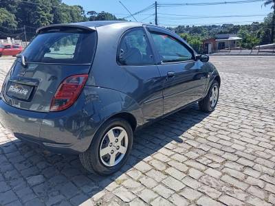 FORD - KA - 2004/2004 - Cinza - R$ 21.500,00