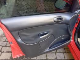 PEUGEOT - 207 - 2014/2014 - Vermelha - R$ 28.900,00