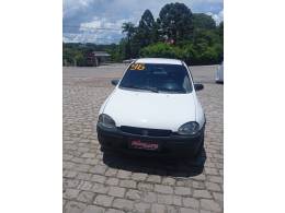 CHEVROLET - CORSA - 1996/1996 - Branca - R$ 18.900,00