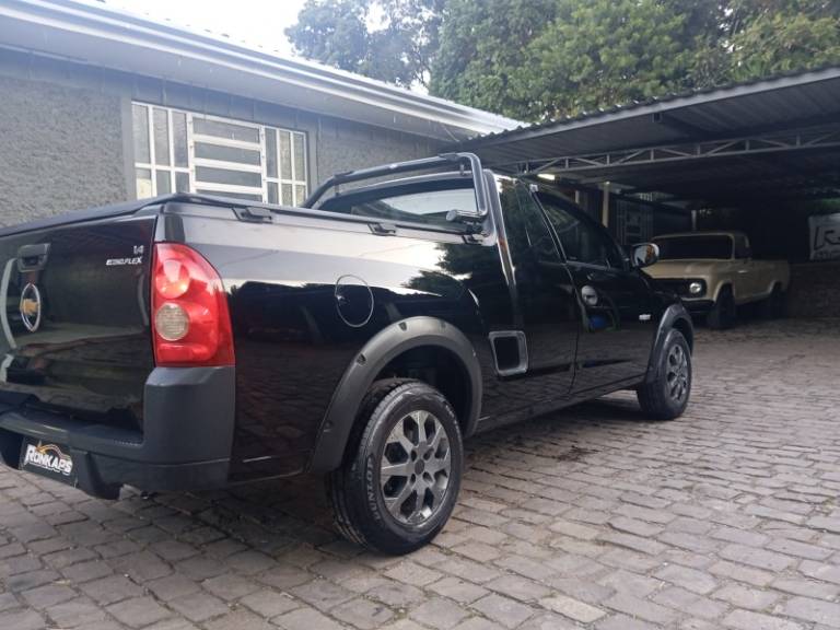CHEVROLET - MONTANA - 2010/2010 - Preta - R$ 34.900,00
