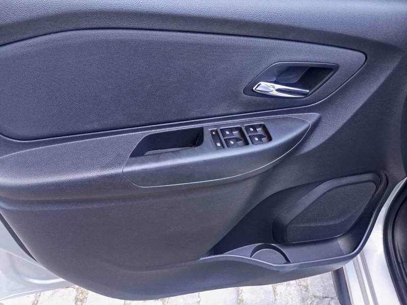 CHEVROLET - SPIN - 2016/2016 - Prata - R$ 59.900,00