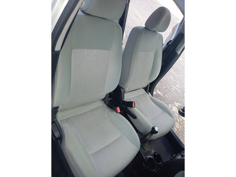 KIA MOTORS - PICANTO - 2011/2011 - Prata - R$ 28.900,00