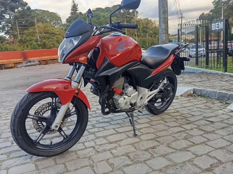 HONDA - CB 300R - 2012/2012 - Vermelha - Sob Consulta