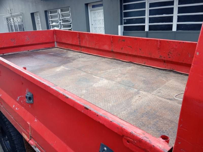 FORD - F-4000 - 1980/1980 - Vermelha - R$ 59.900,00