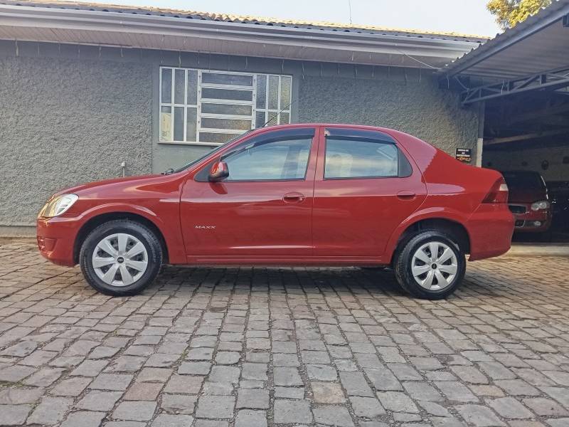 CHEVROLET - PRISMA - 2010/2010 - Vermelha - R$ 29.900,00