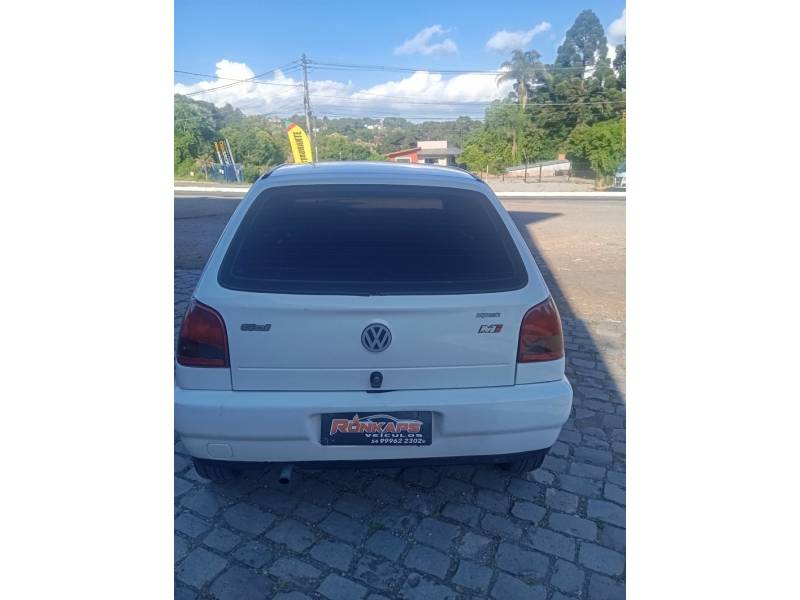 VOLKSWAGEN - GOL - 2004/2004 - Branca - R$ 11.900,00
