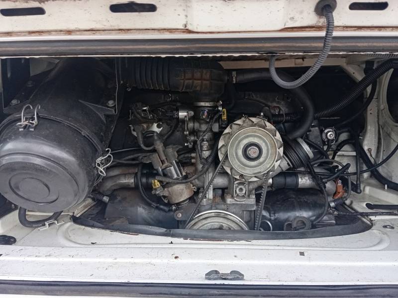 VOLKSWAGEN - KOMBI - 2000/2000 - Branca - R$ 29.900,00