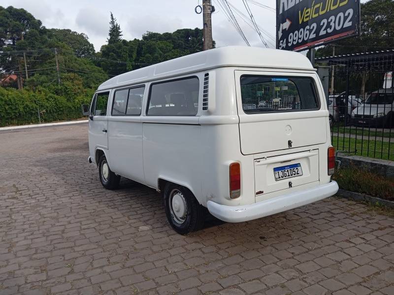 VOLKSWAGEN - KOMBI - 2000/2000 - Branca - R$ 29.900,00