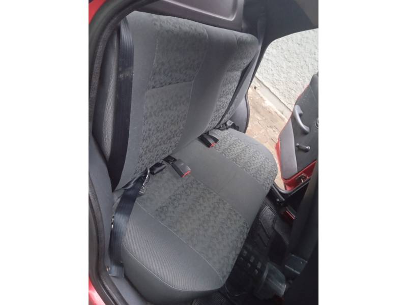 FIAT - PALIO - 2006/2006 - Vermelha - R$ 15.900,00