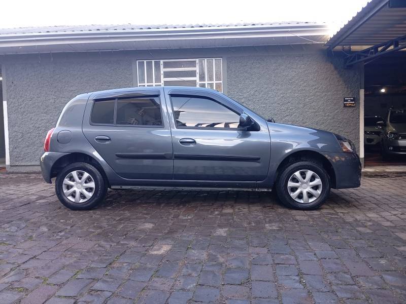 RENAULT - CLIO - 2016/2016 - Cinza - R$ 36.900,00