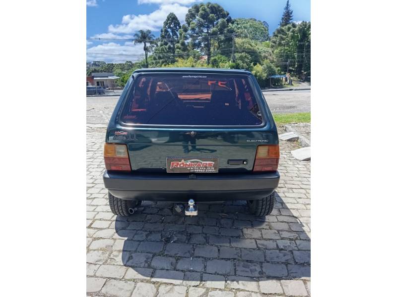 FIAT - UNO - 1994/1994 - Verde - R$ 13.900,00