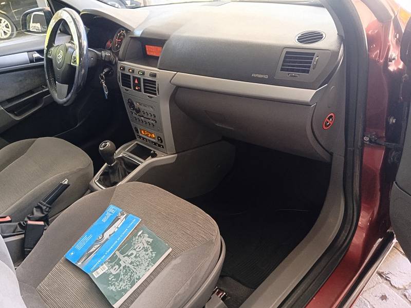 CHEVROLET - VECTRA - 2011/2011 - Vermelha - R$ 43.900,00