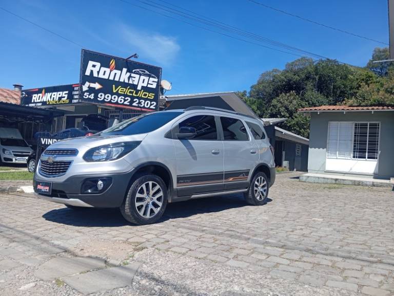 CHEVROLET - SPIN - 2016/2016 - Prata - R$ 59.900,00