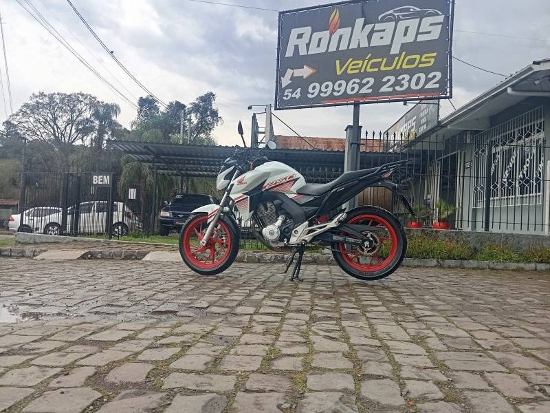 HONDA - CB 250F TWISTER - 2022/2022 - Branca - R$ 23.500,00