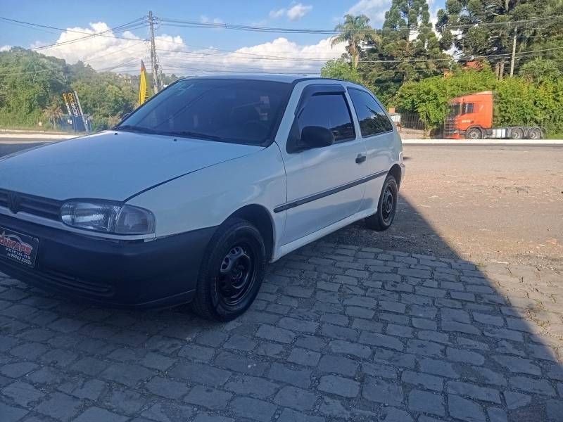 VOLKSWAGEN - GOL - 2004/2004 - Branca - R$ 11.900,00