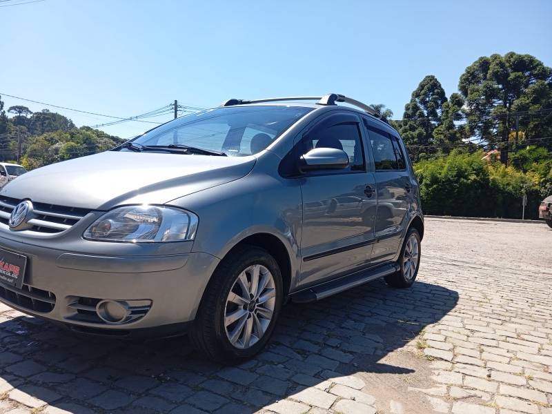 VOLKSWAGEN - FOX - 2007/2007 - Cinza - Sob Consulta