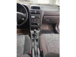 CHEVROLET - ASTRA - 2001/2001 - Prata - R$ 24.900,00