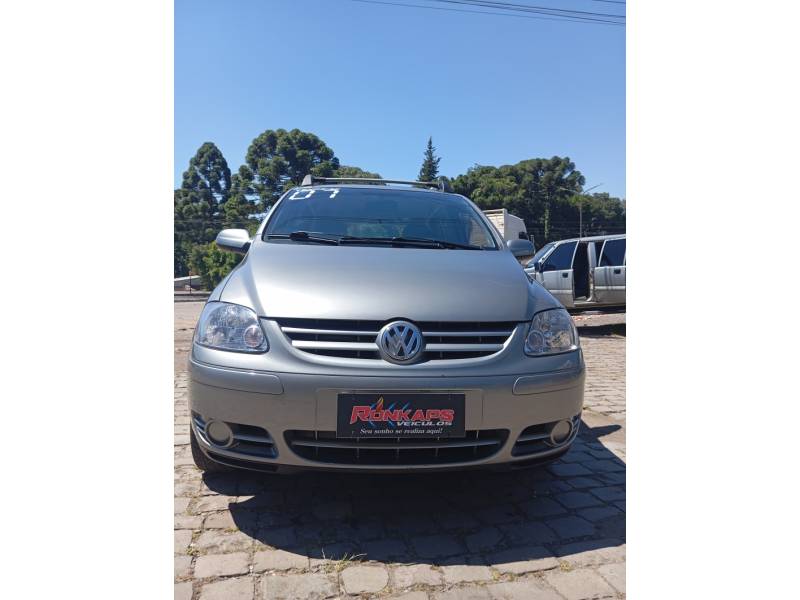 VOLKSWAGEN - FOX - 2007/2007 - Cinza - Sob Consulta