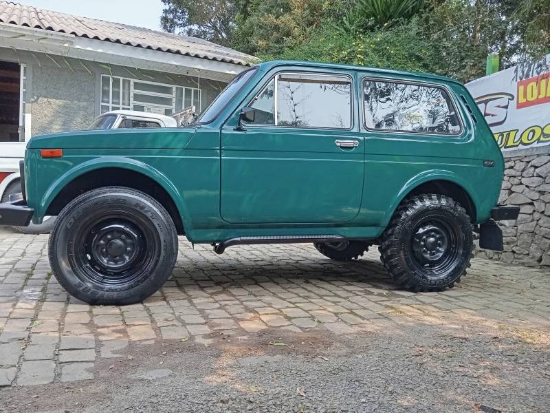 LADA - NIVA - 1992/1992 - Verde - R$ 27.900,00