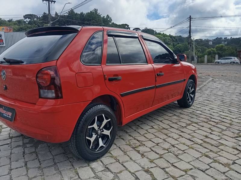 VOLKSWAGEN - GOL - 2011/2011 - Vermelha - R$ 23.900,00