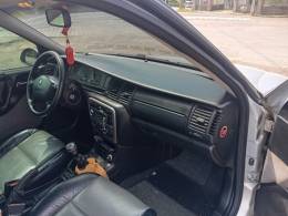 CHEVROLET - VECTRA - 2002/2002 - Prata - R$ 1,00