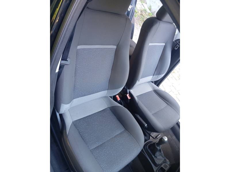 CHEVROLET - CELTA - 2014/2014 - Preta - R$ 35.900,00