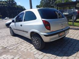 CHEVROLET - CELTA - 2002/2002 - Prata - R$ 18.900,00