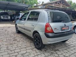 RENAULT - CLIO - 2006/2006 - Prata - R$ 19.900,00