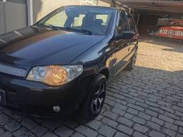 FIAT - PALIO - 2005/2005 - Preta - R$ 15.900,00