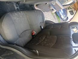 FIAT - PALIO - 2005/2005 - Preta - R$ 15.900,00