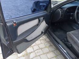 CHEVROLET - OMEGA - 1994/1994 - Preta - R$ 32.900,00