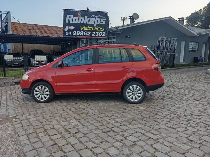VOLKSWAGEN - SPACEFOX - 2010/2010 - Vermelha - Sob Consulta