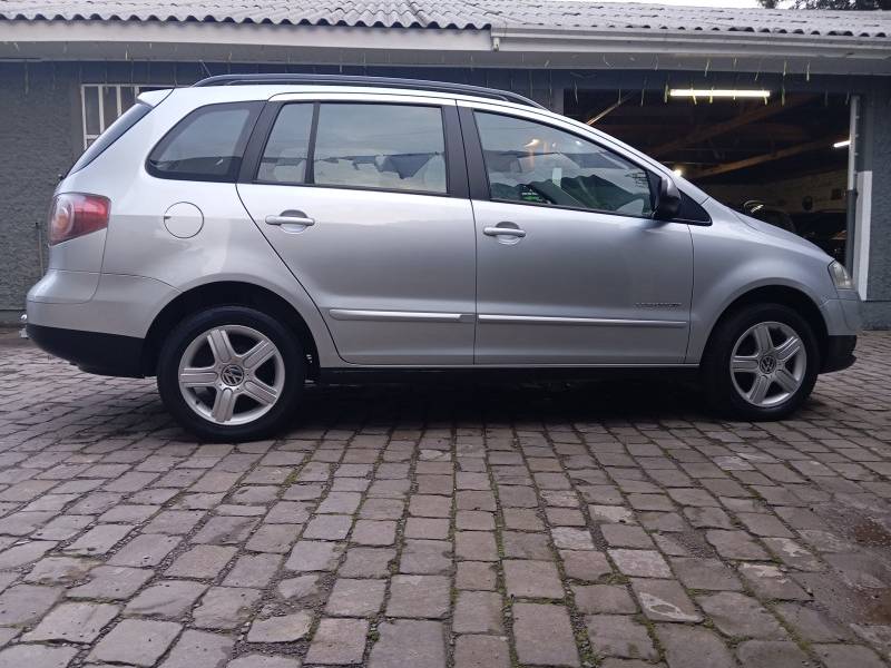 VOLKSWAGEN - SPACEFOX - 2008/2008 - Prata - R$ 32.900,00