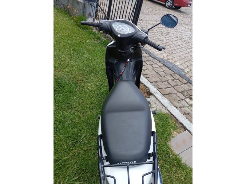 HONDA - BIZ 125 - 2009/2009 - Branca - R$ 10.900,00