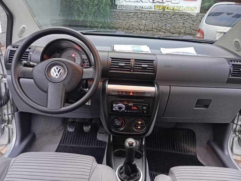 VOLKSWAGEN - SPACEFOX - 2008/2008 - Prata - R$ 32.900,00