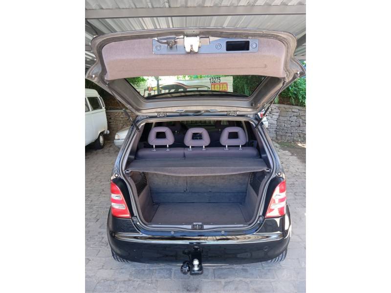 MERCEDES-BENZ - CLASSE A - 2004/2004 - Preta - R$ 19.900,00