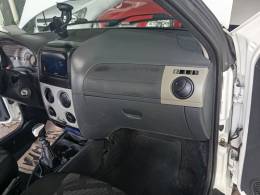 FIAT - PALIO - 2015/2015 - Branca - R$ 33.900,00