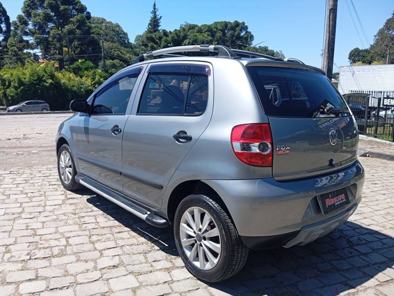 VOLKSWAGEN - FOX - 2007/2007 - Cinza - Sob Consulta