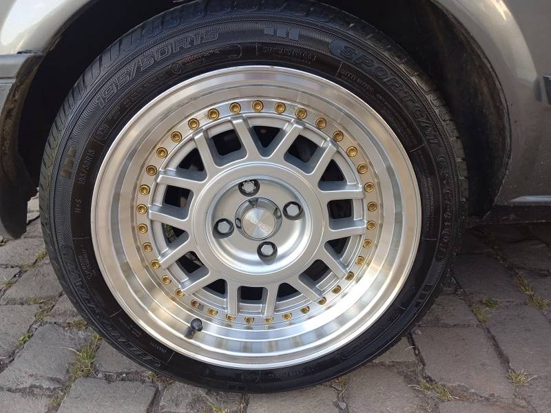 VOLKSWAGEN - VOYAGE - 1995/1995 - Cinza - Sob Consulta