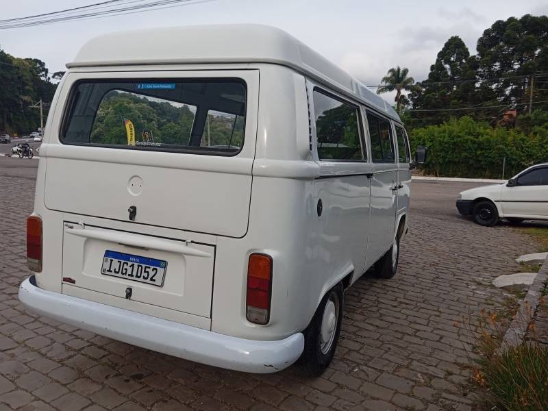 VOLKSWAGEN - KOMBI - 2000/2000 - Branca - R$ 29.900,00