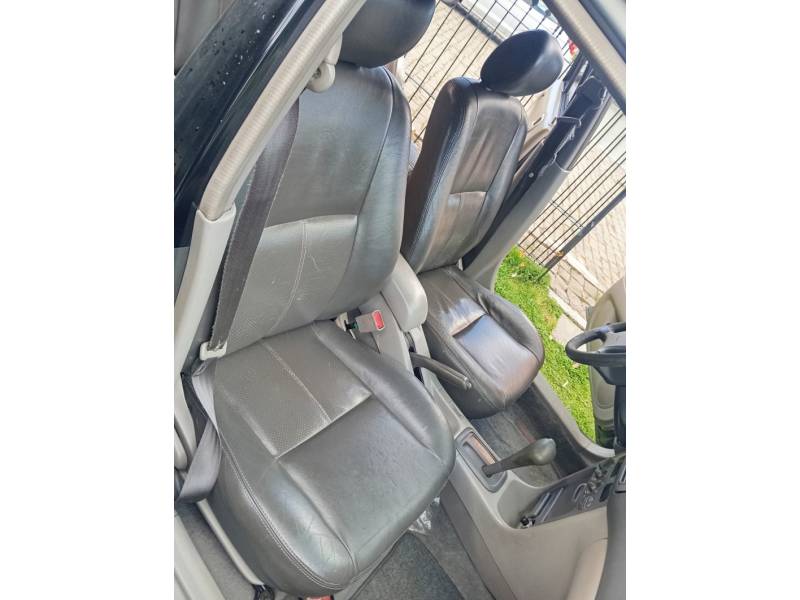 TOYOTA - COROLLA - 2001/2001 - Cinza - R$ 1,00